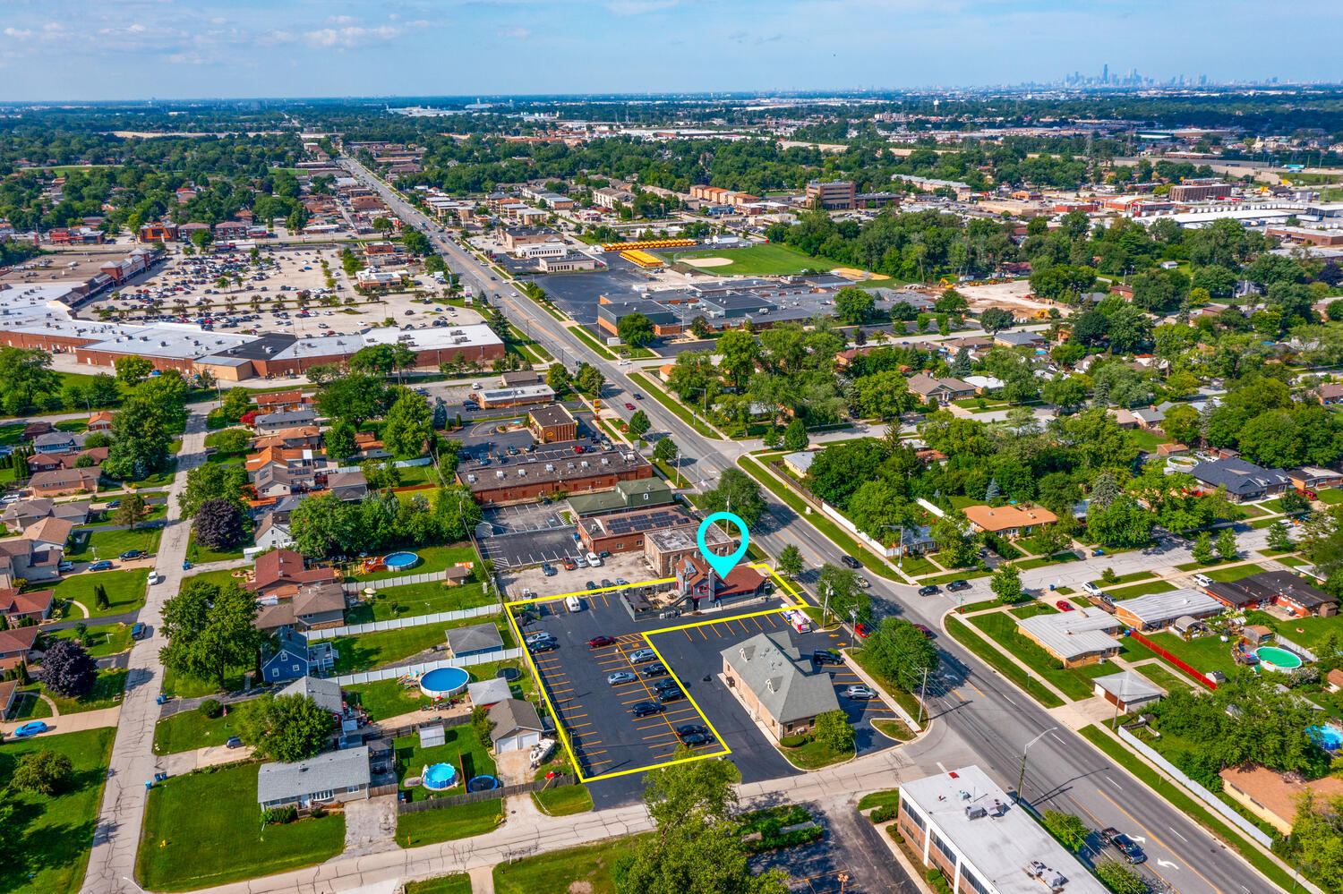 9750 S Roberts Road, Palos Hills, IL 60465