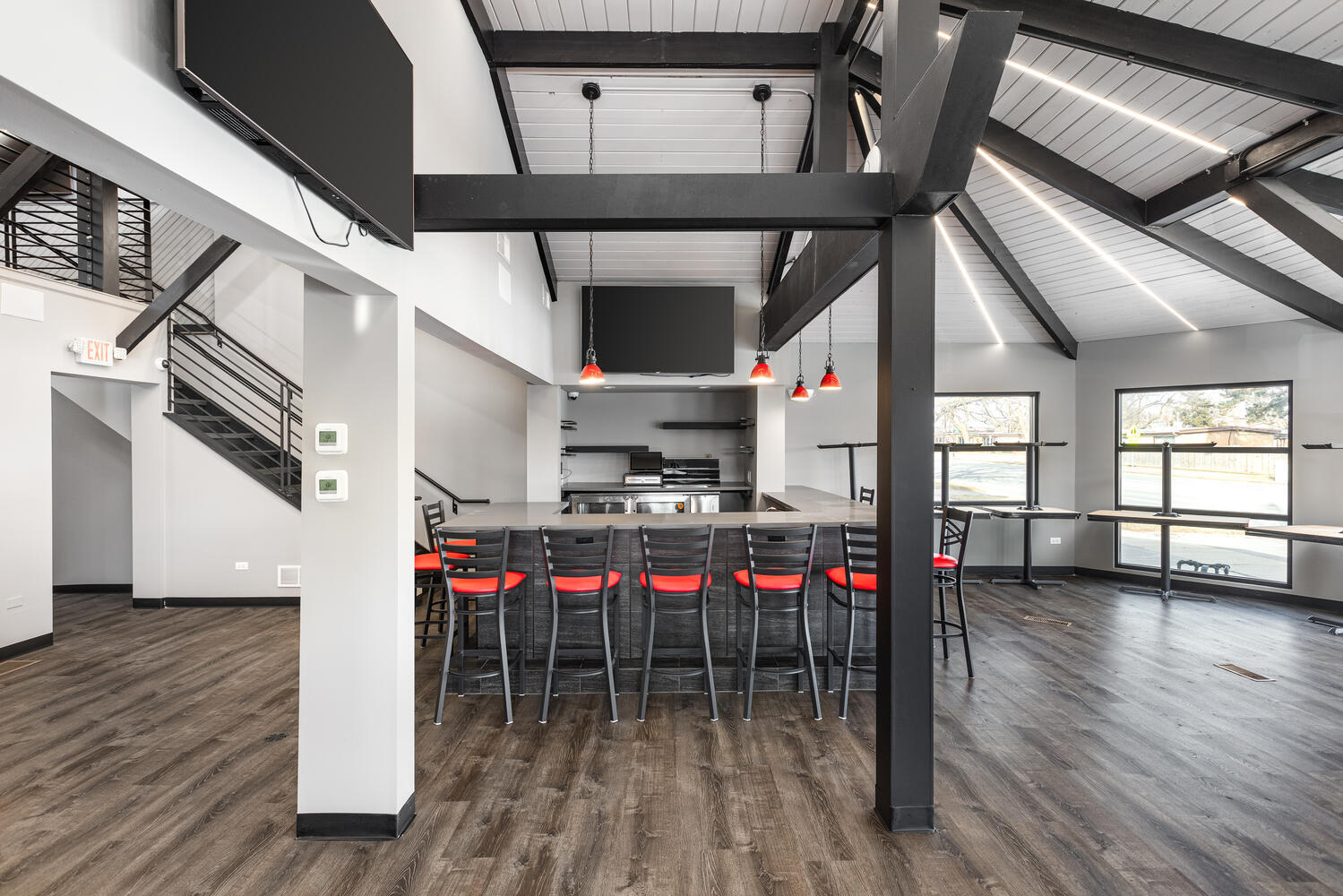 9750 S Roberts Road, Palos Hills, IL 60465