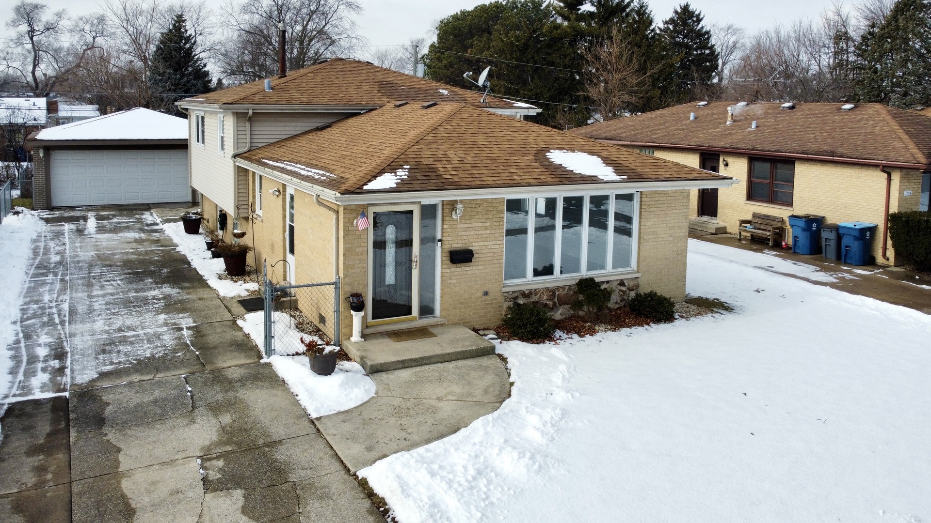 11928 S Avers Avenue, Alsip, IL 60803