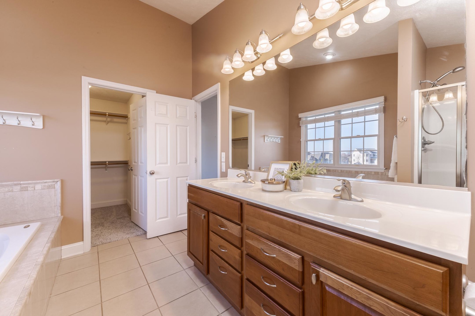 2409 Sanford Lane, Normal, IL 61761