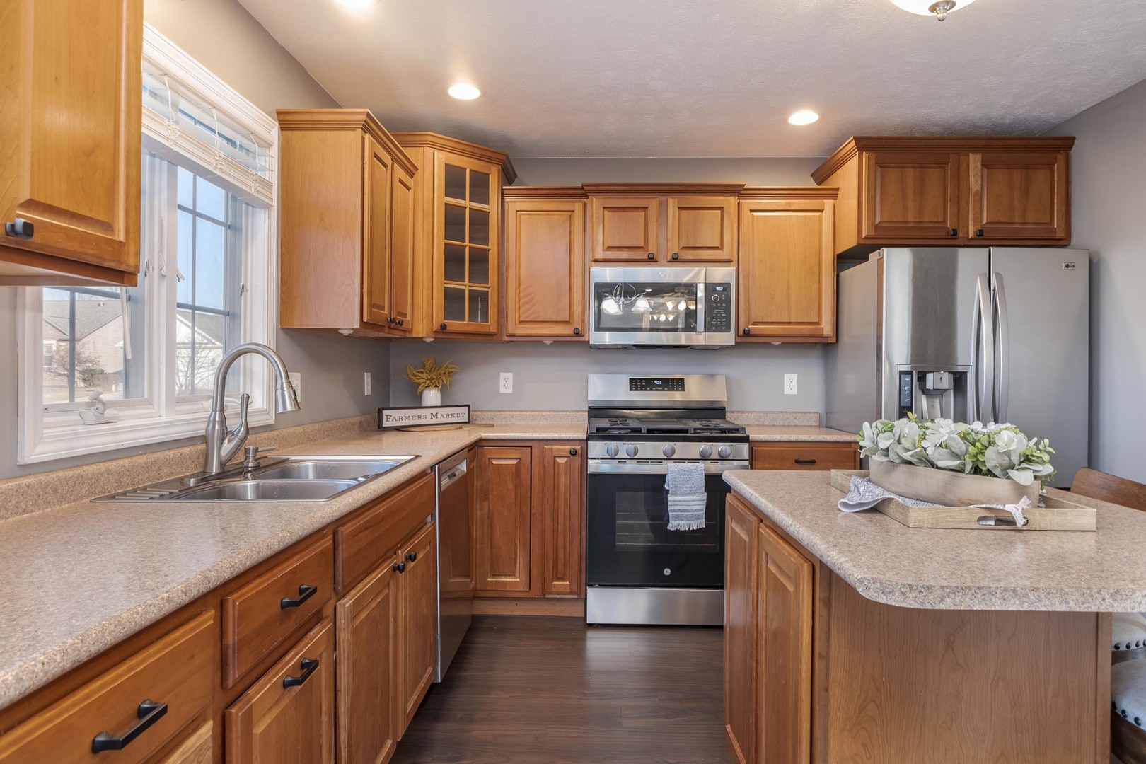 2409 Sanford Lane, Normal, IL 61761