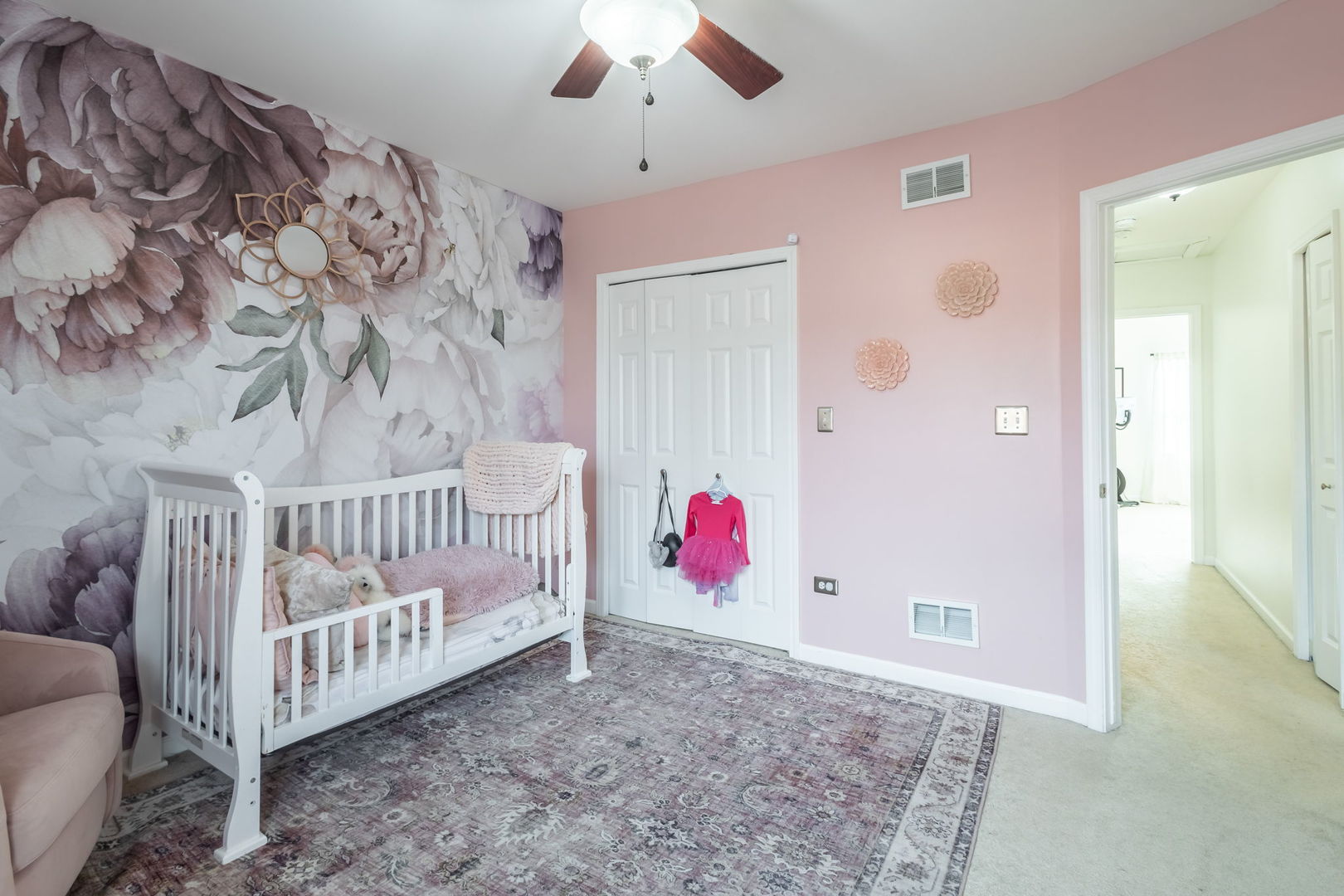 1371 E CENTRAL Road #C1, Arlington Heights, IL 60005