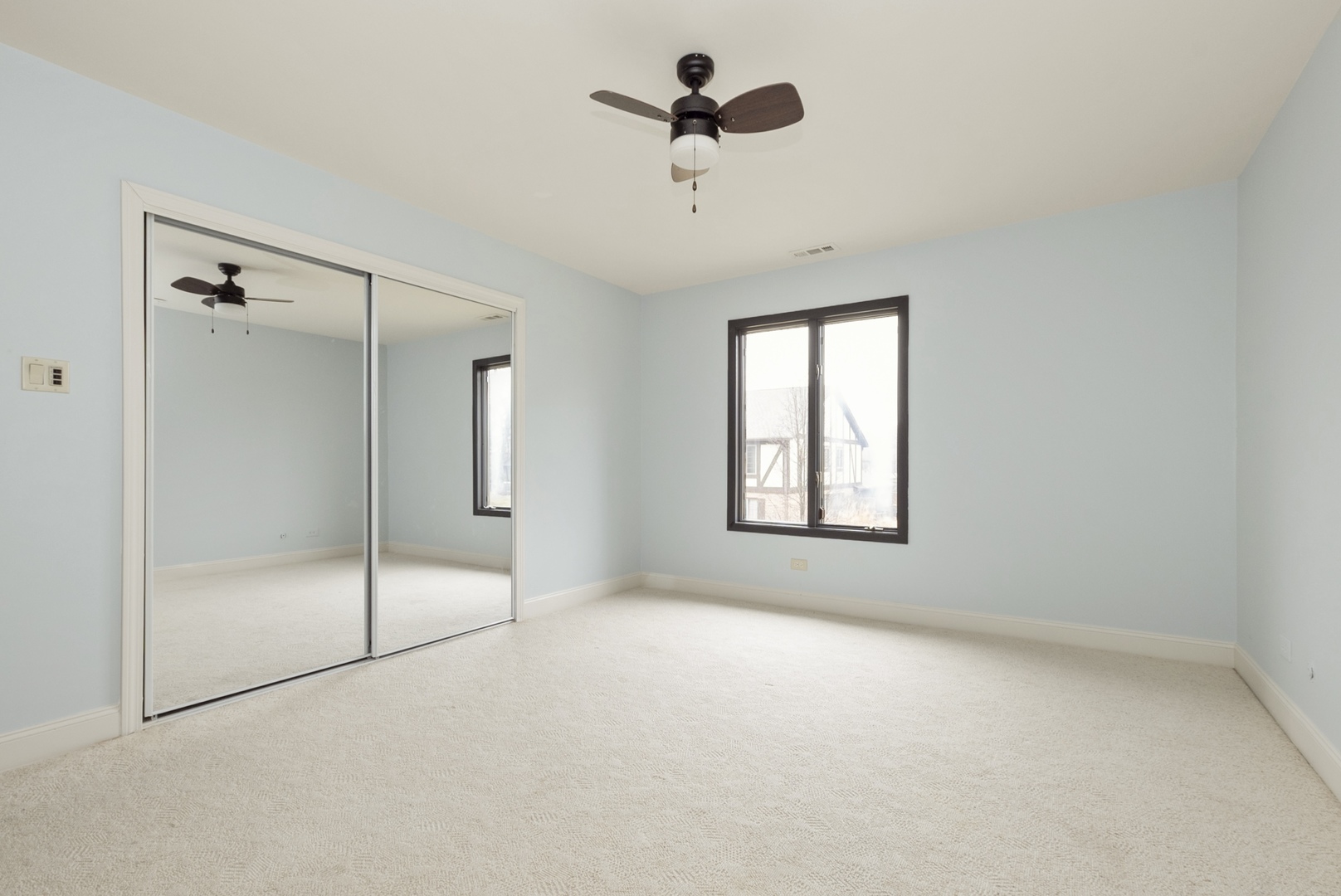 7920 W Lakeview Court #2B, Palos Heights, IL 60463