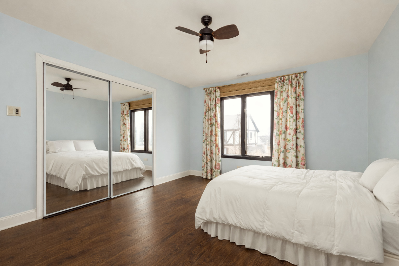 7920 W Lakeview Court #2B, Palos Heights, IL 60463