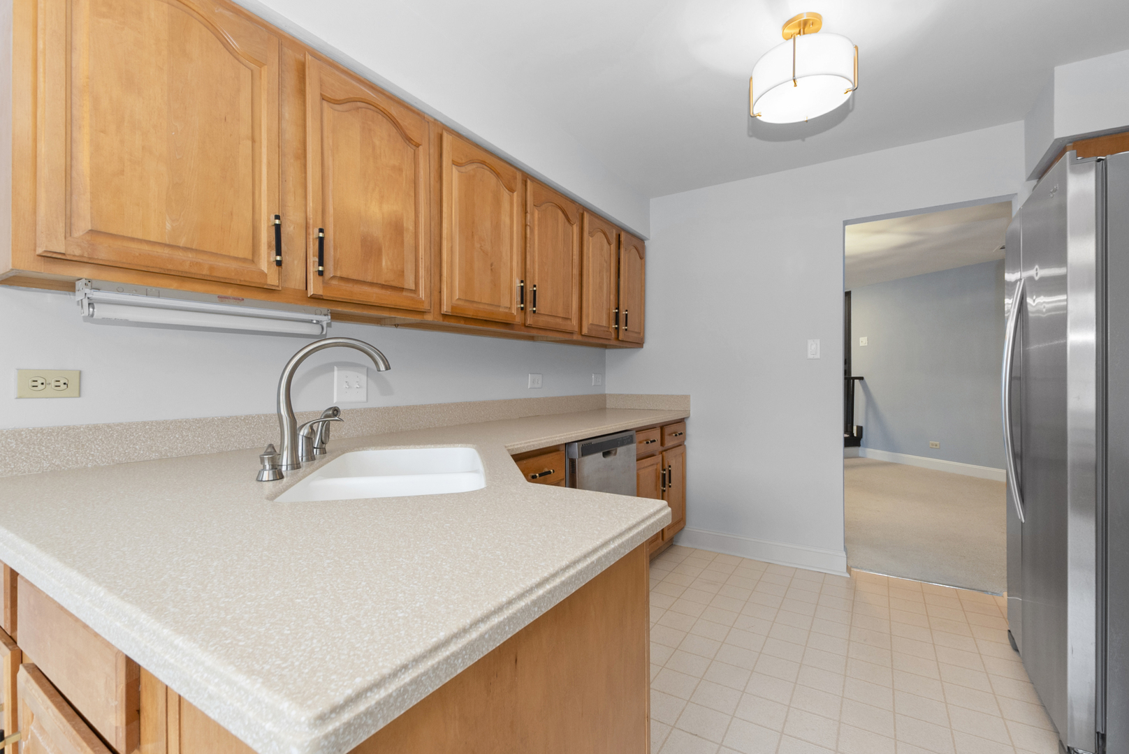 7920 W Lakeview Court #2B, Palos Heights, IL 60463