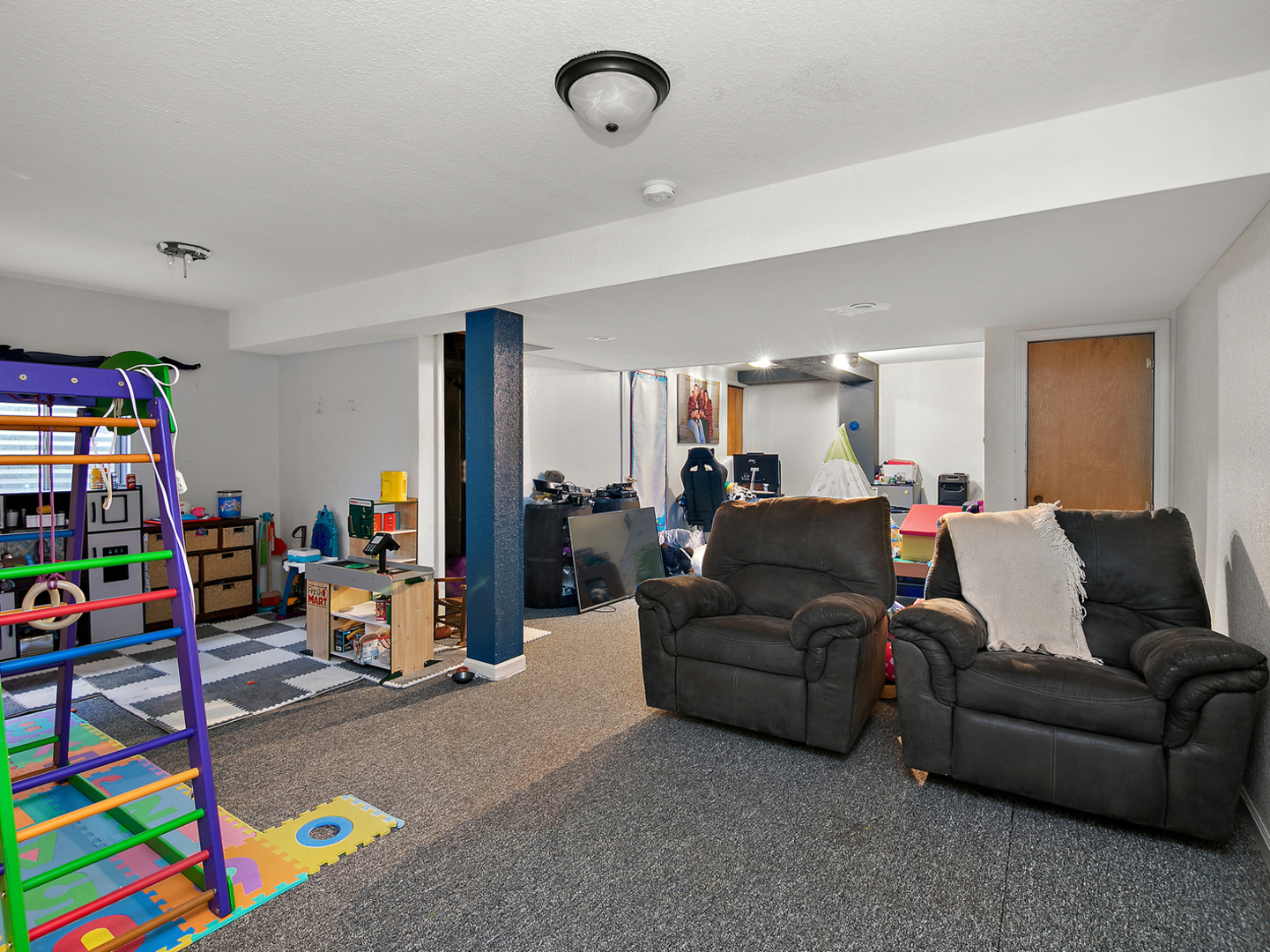 582 Diversatech Drive, Manteno, IL 60950