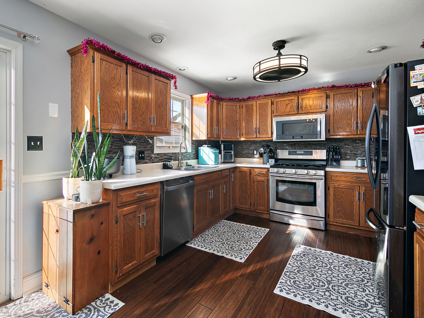 582 Diversatech Drive, Manteno, IL 60950