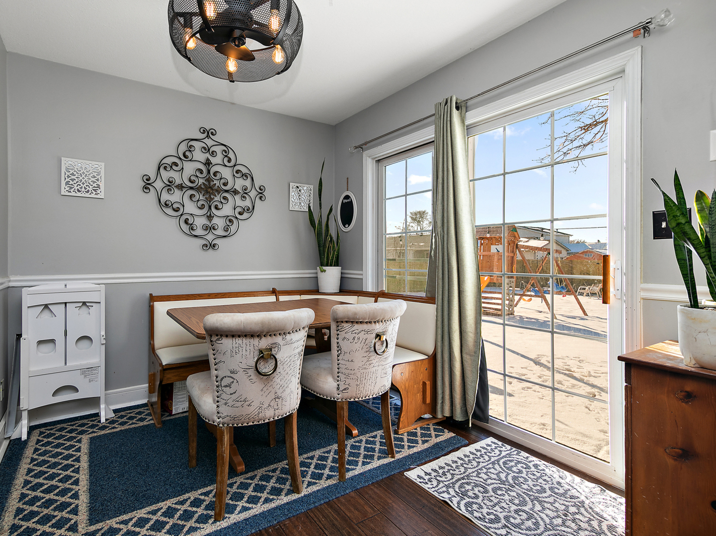 582 Diversatech Drive, Manteno, IL 60950