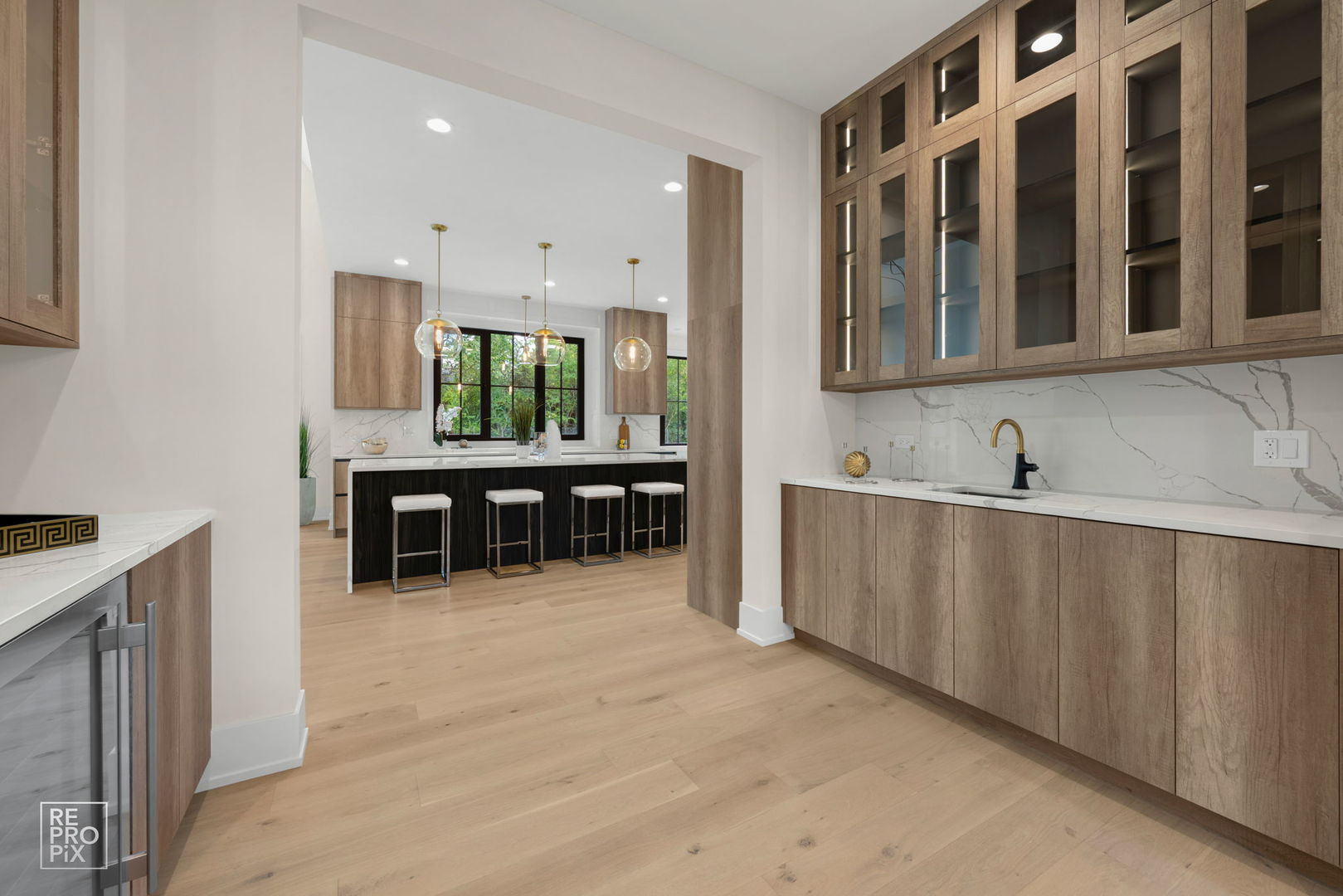 1161 Secret Forest Drive, Burr Ridge, IL 60527