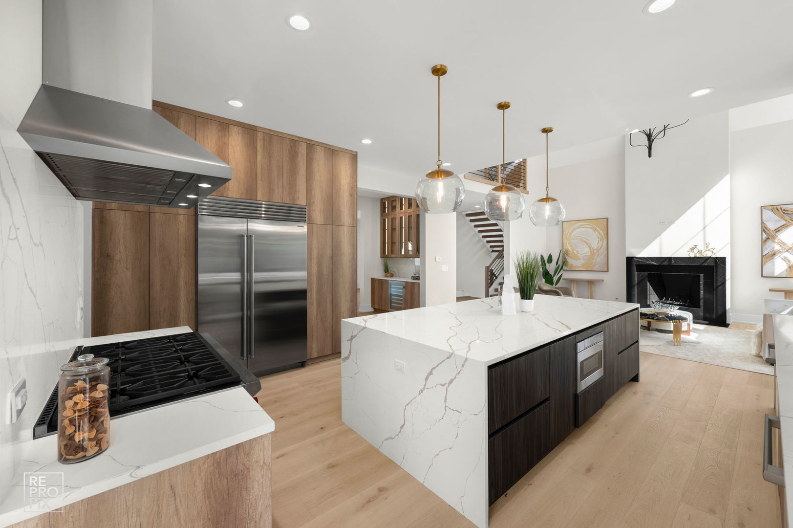 1161 Secret Forest Drive, Burr Ridge, IL 60527