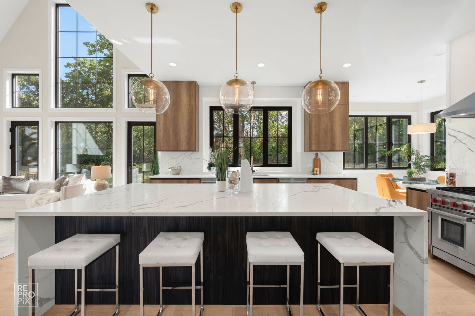 1161 Secret Forest Drive, Burr Ridge, IL 60527