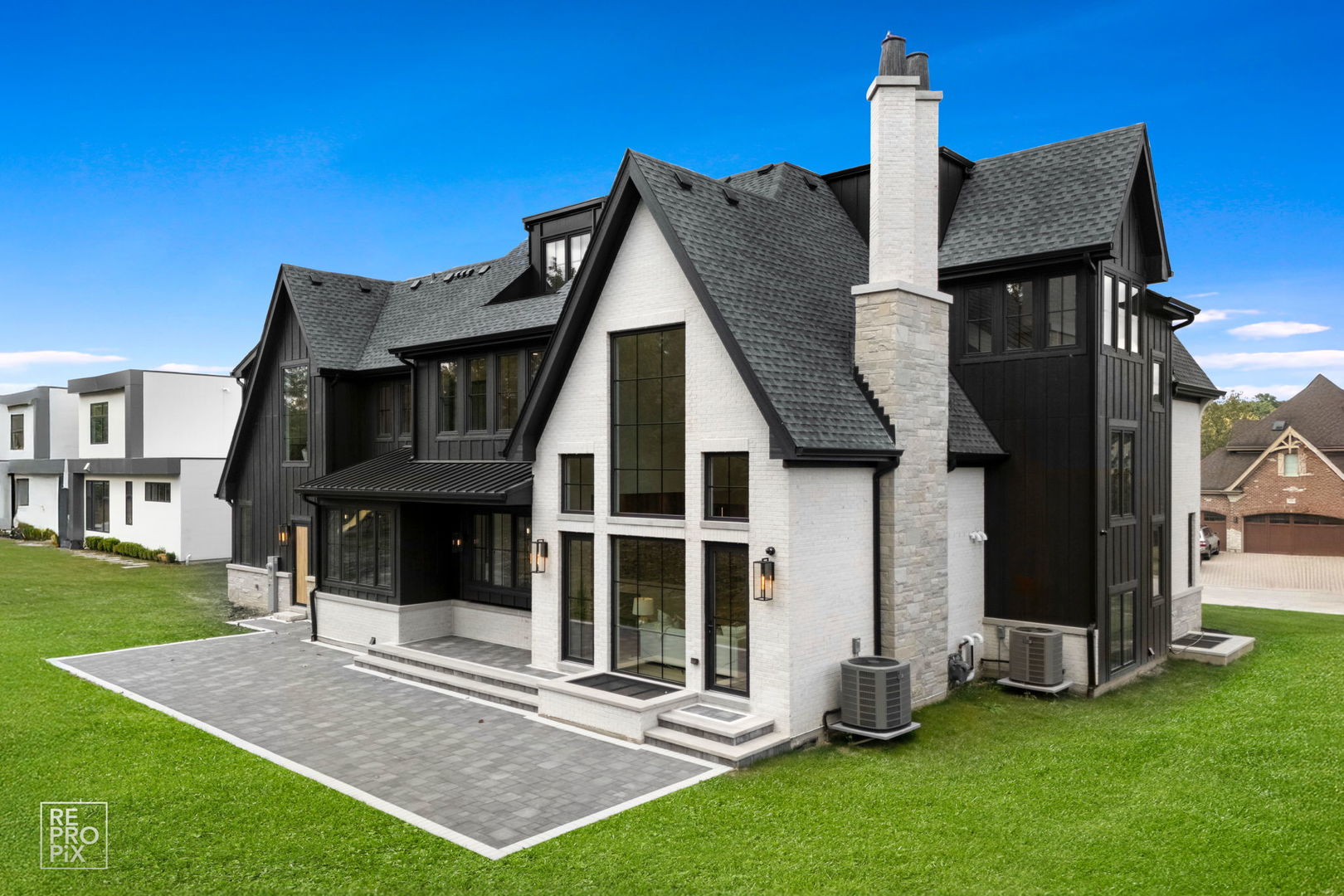 1161 Secret Forest Drive, Burr Ridge, IL 60527