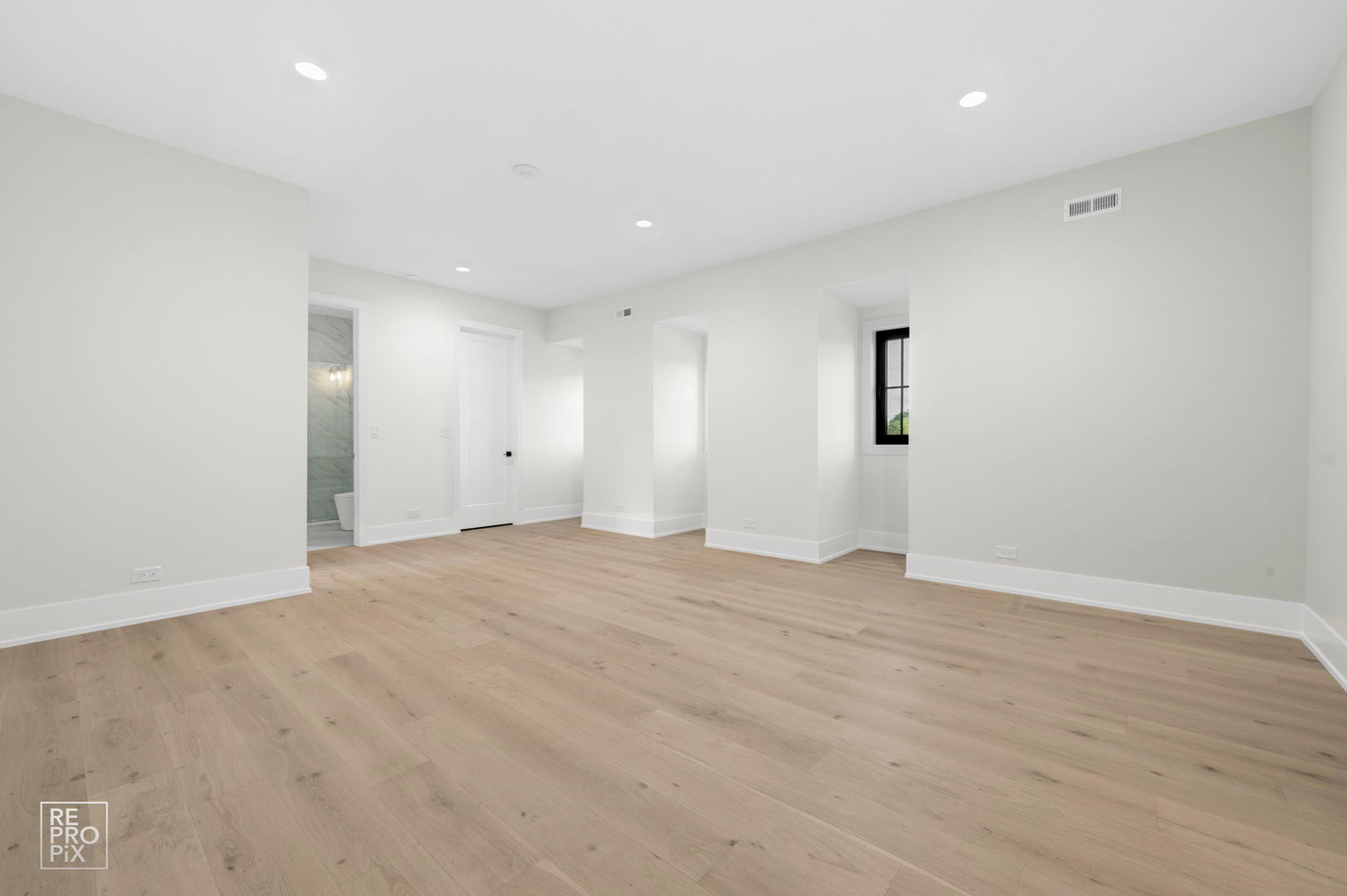 1161 Secret Forest Drive, Burr Ridge, IL 60527