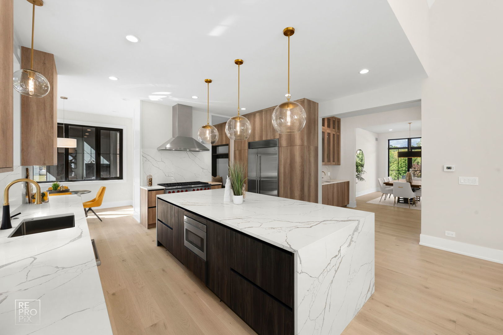 1161 Secret Forest Drive, Burr Ridge, IL 60527