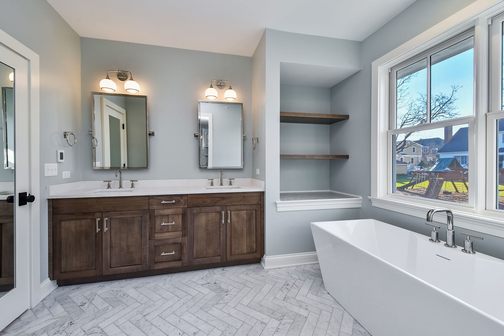540 Elm Street, Glen Ellyn, IL 60137