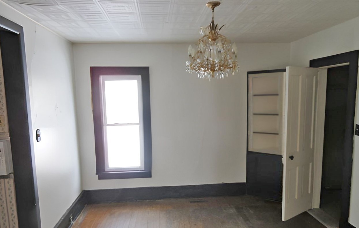 285 Fulton Place, Canton, IL 61520