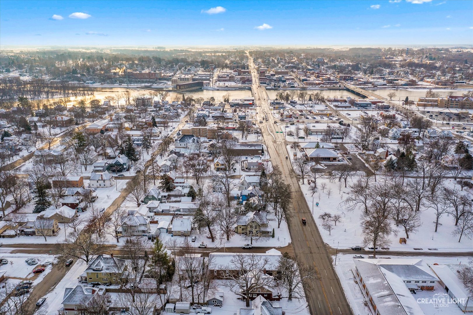 103 E Morgan Street, Dixon, IL 61021