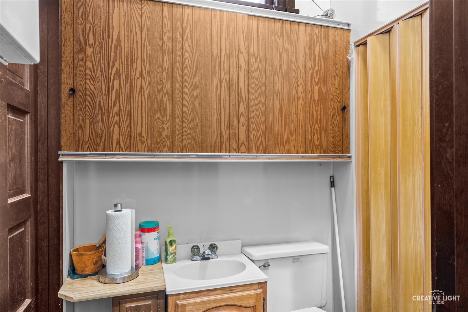 103 E Morgan Street, Dixon, IL 61021