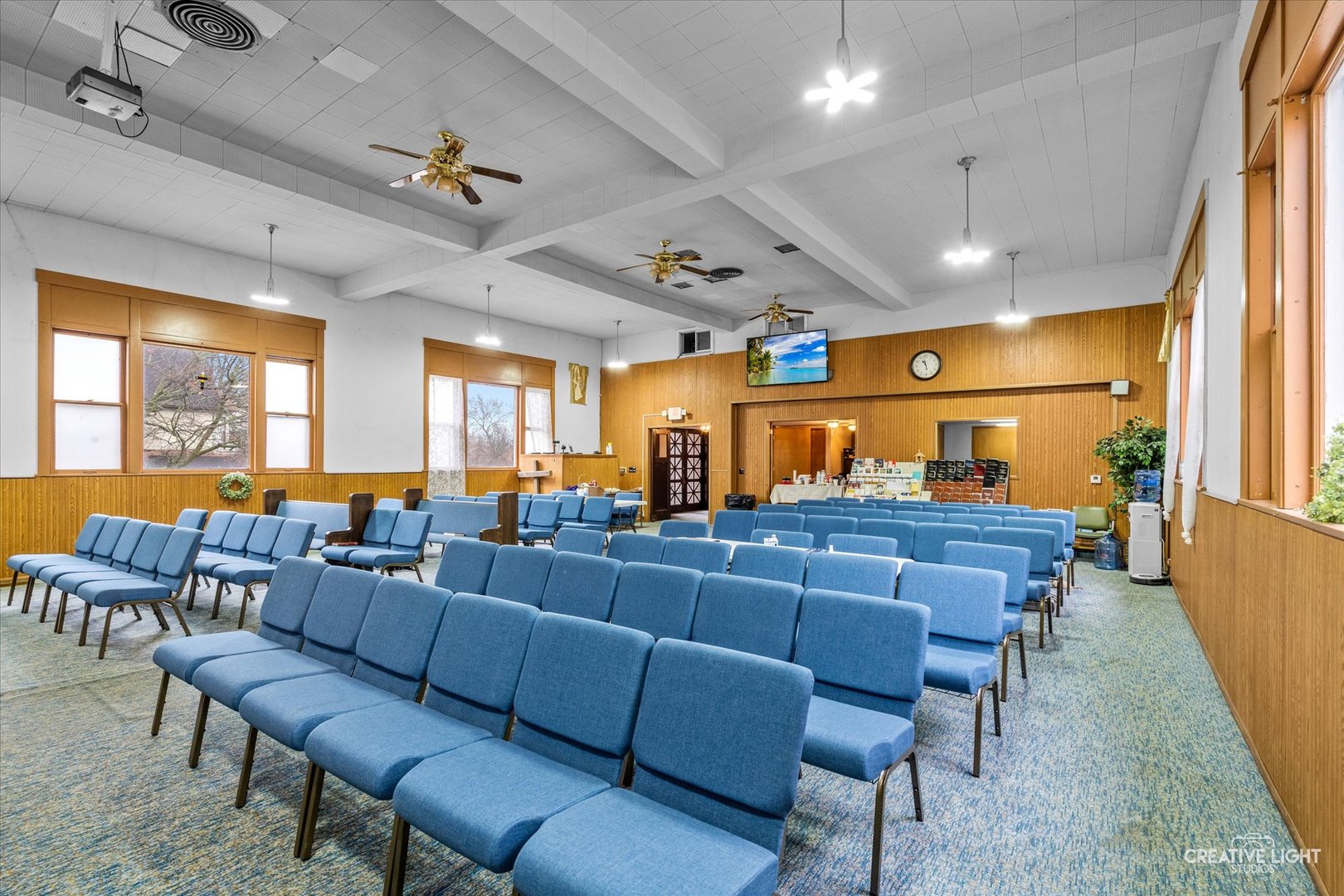 103 E Morgan Street, Dixon, IL 61021