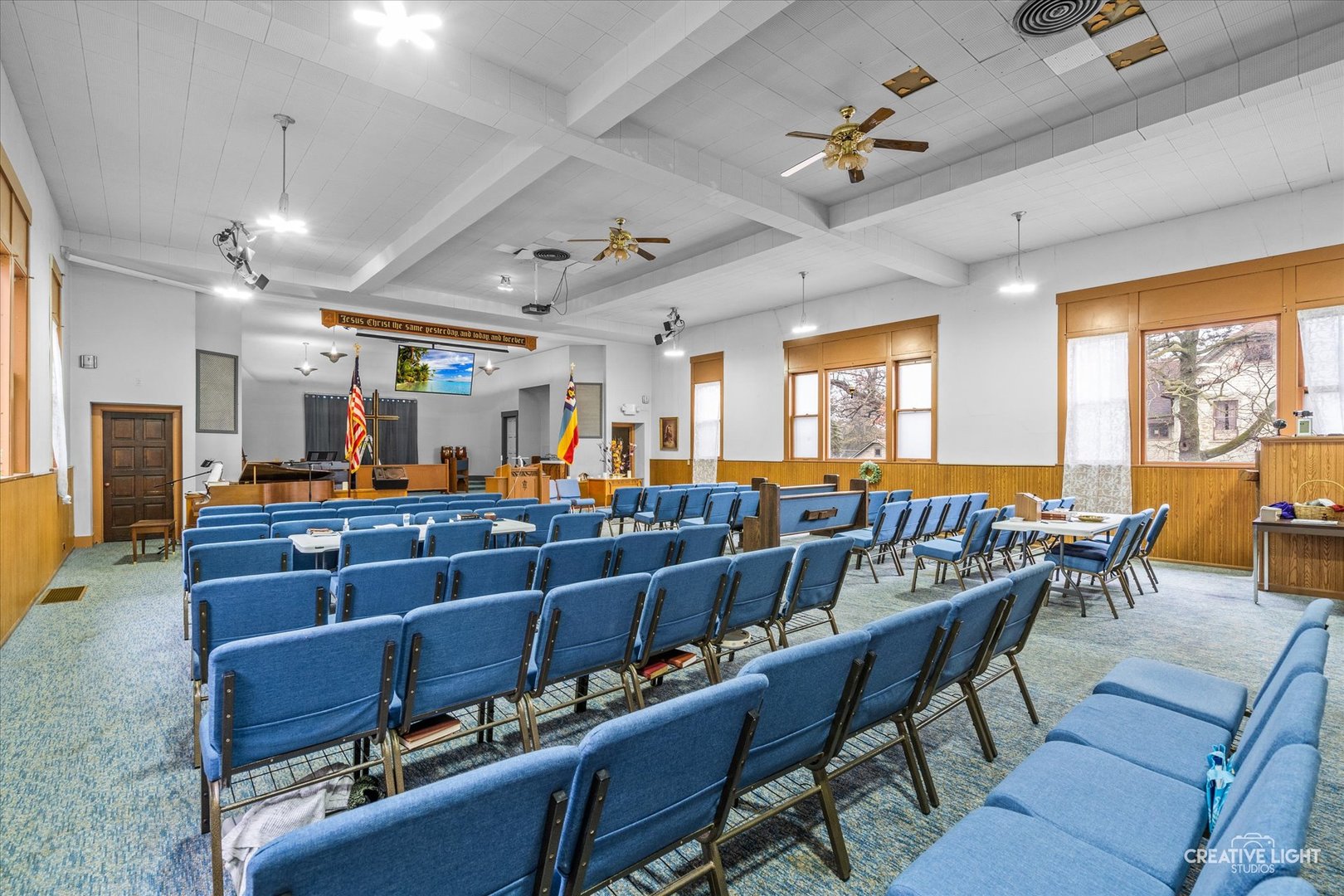 103 E Morgan Street, Dixon, IL 61021