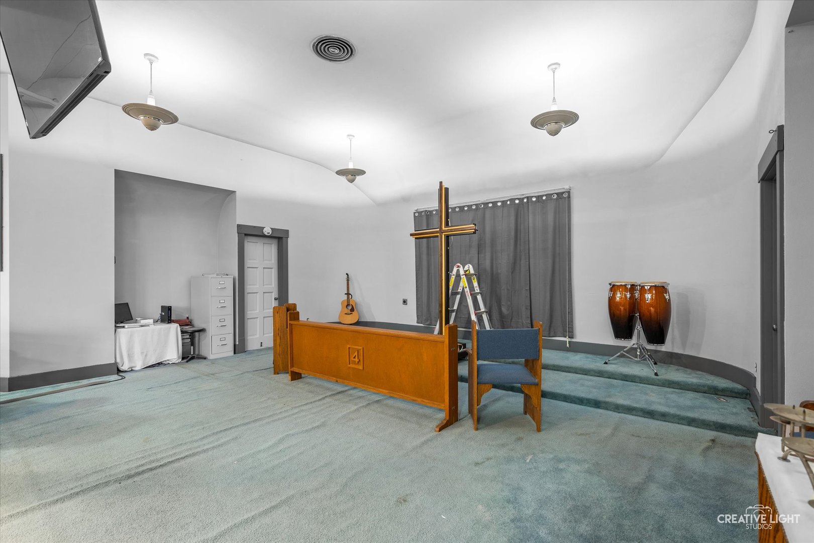 103 E Morgan Street, Dixon, IL 61021