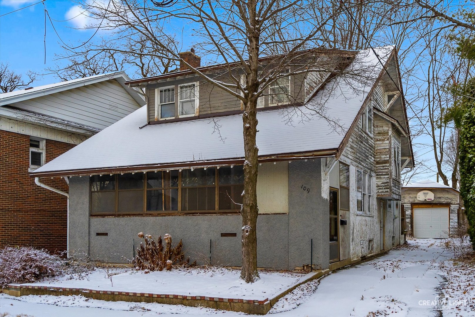 103 E Morgan Street, Dixon, IL 61021