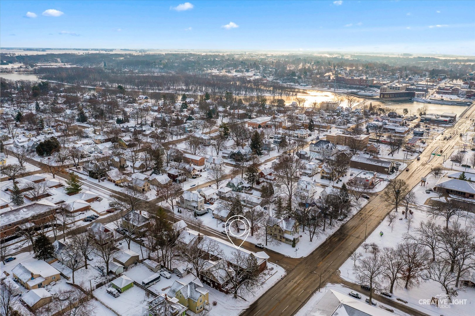 103 E Morgan Street, Dixon, IL 61021