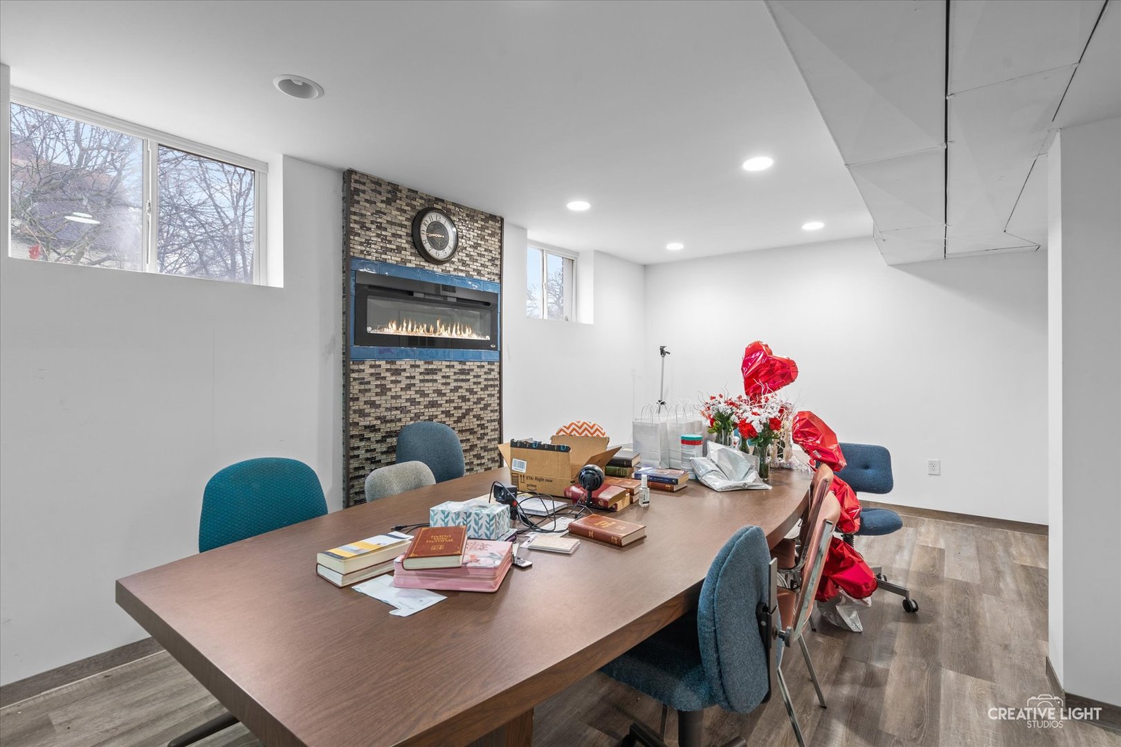 103 E Morgan Street, Dixon, IL 61021