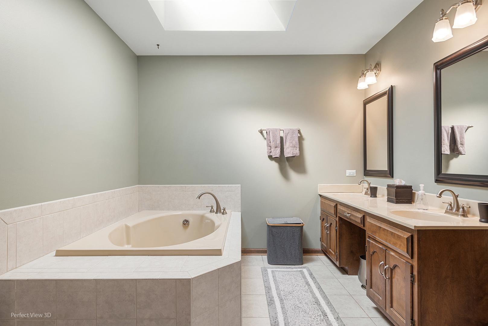 1517 London Court, Naperville, IL 60563