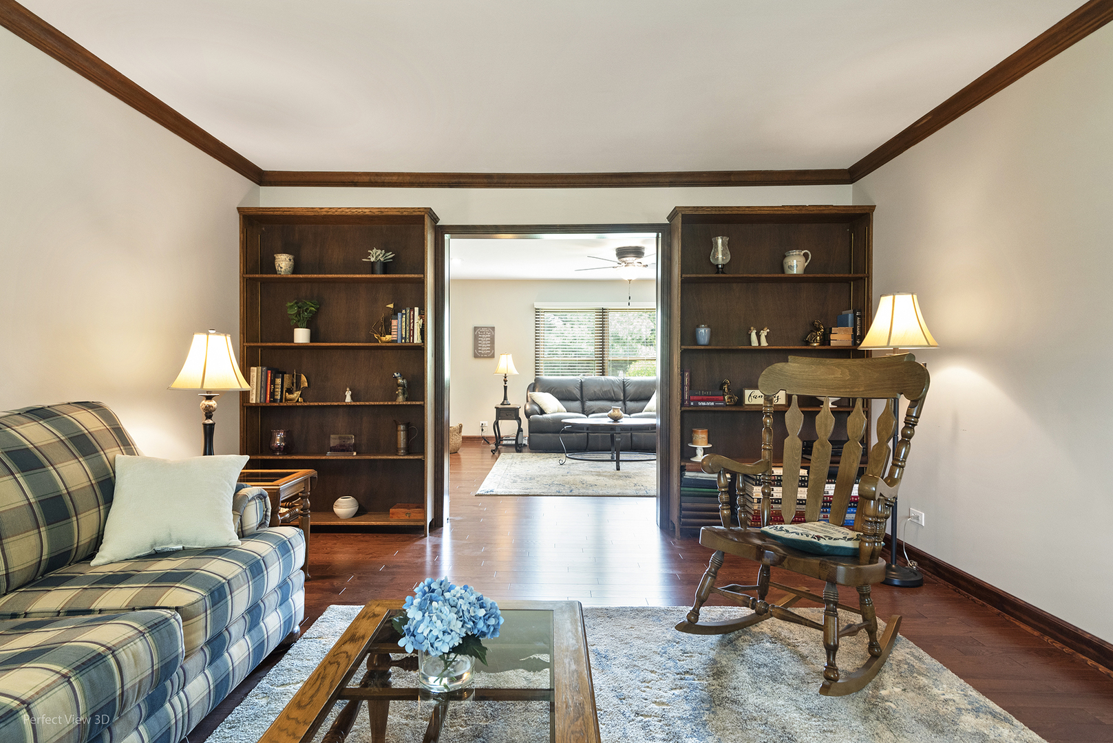 800 Manchester Street, Naperville, IL 60563