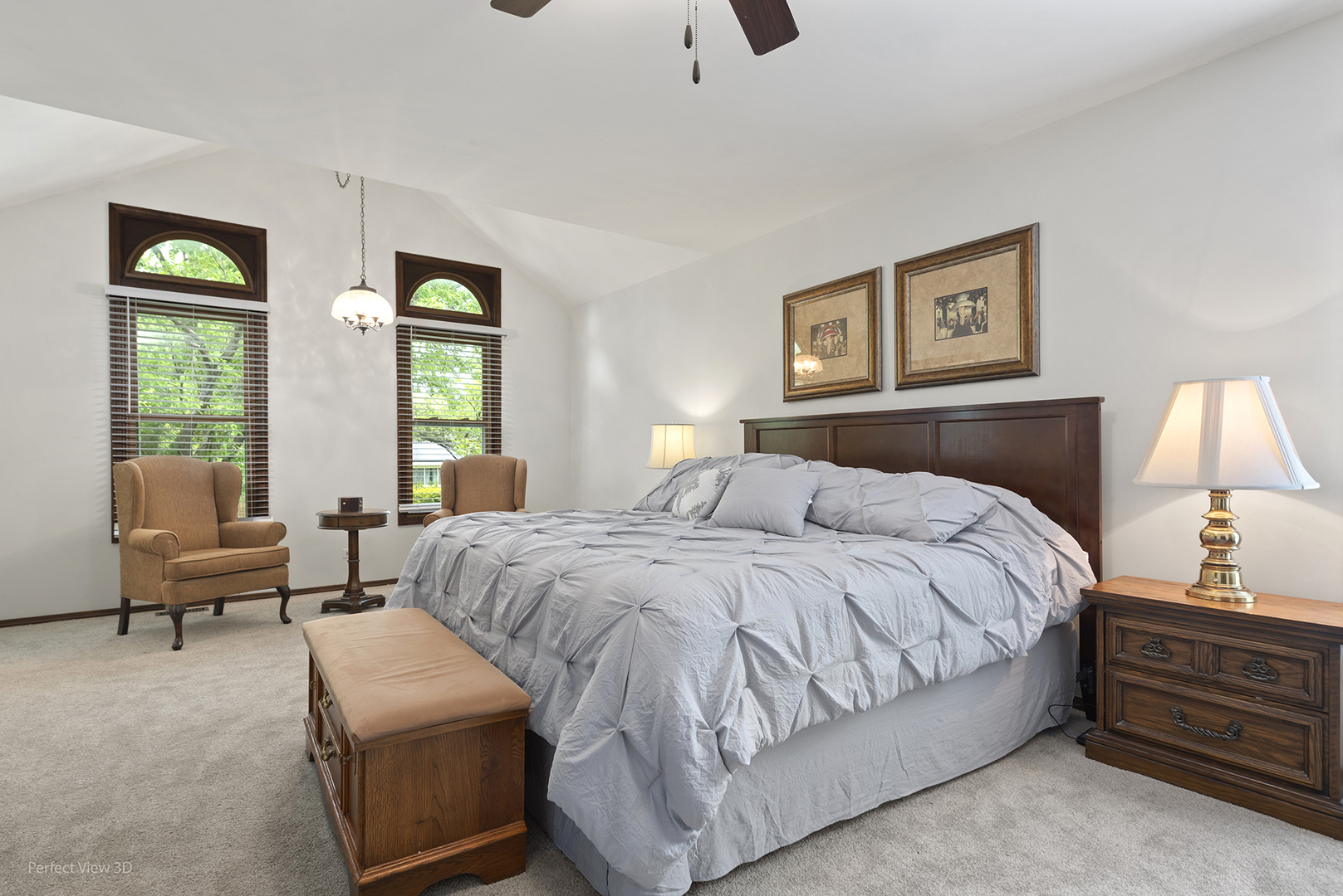 800 Manchester Street, Naperville, IL 60563