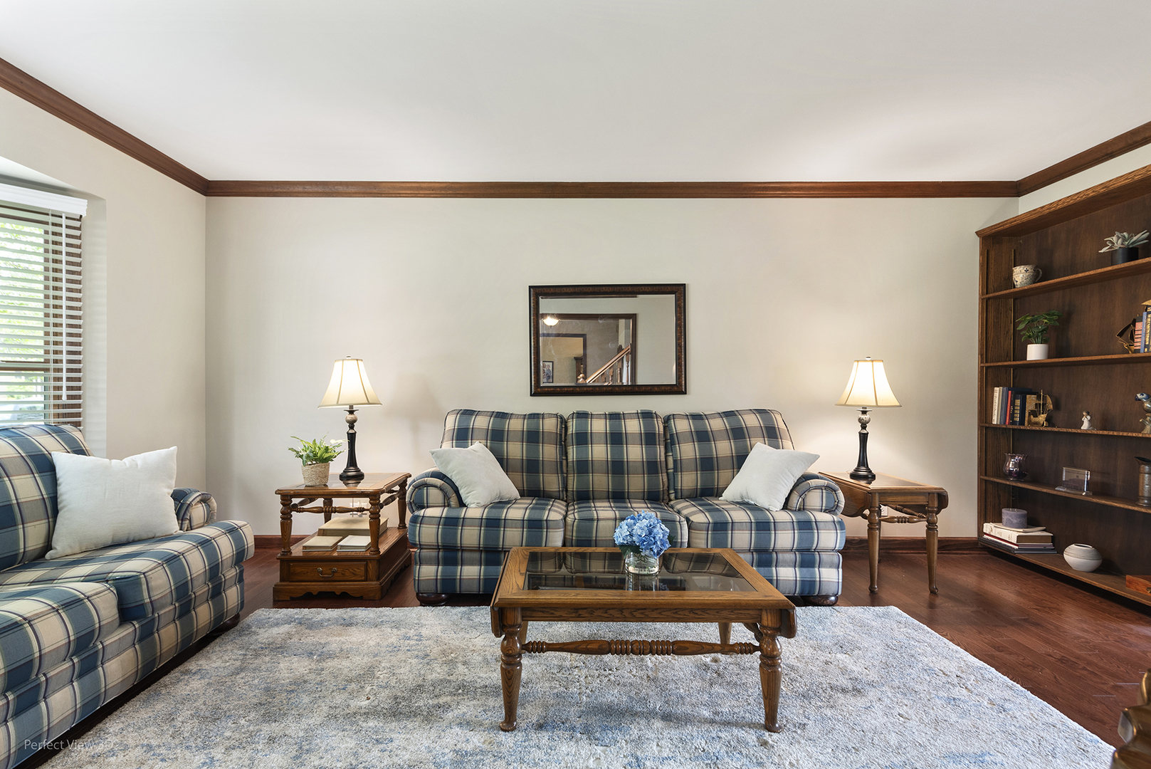 800 Manchester Street, Naperville, IL 60563