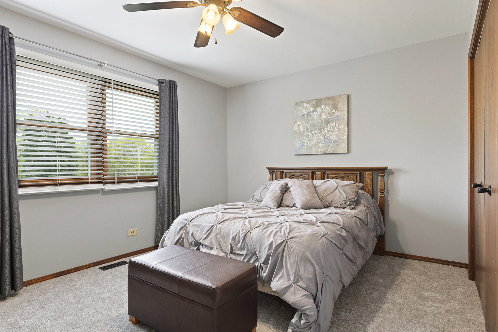 800 Manchester Street, Naperville, IL 60563
