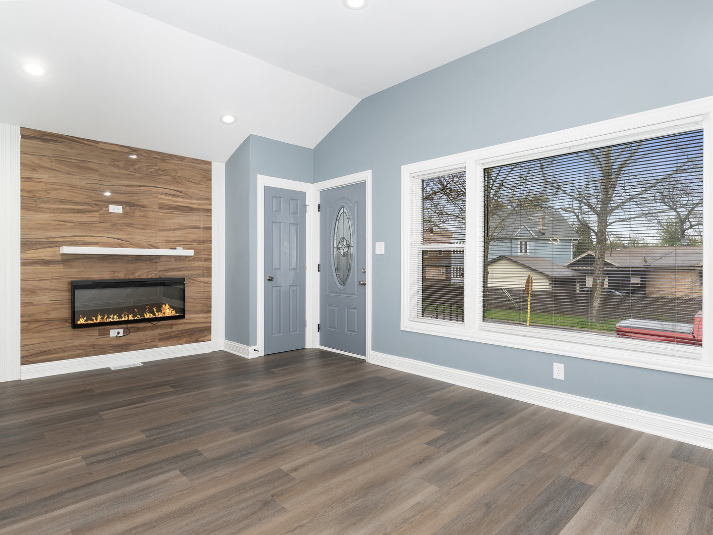 8868 S Winchester Avenue, Chicago, IL 60620