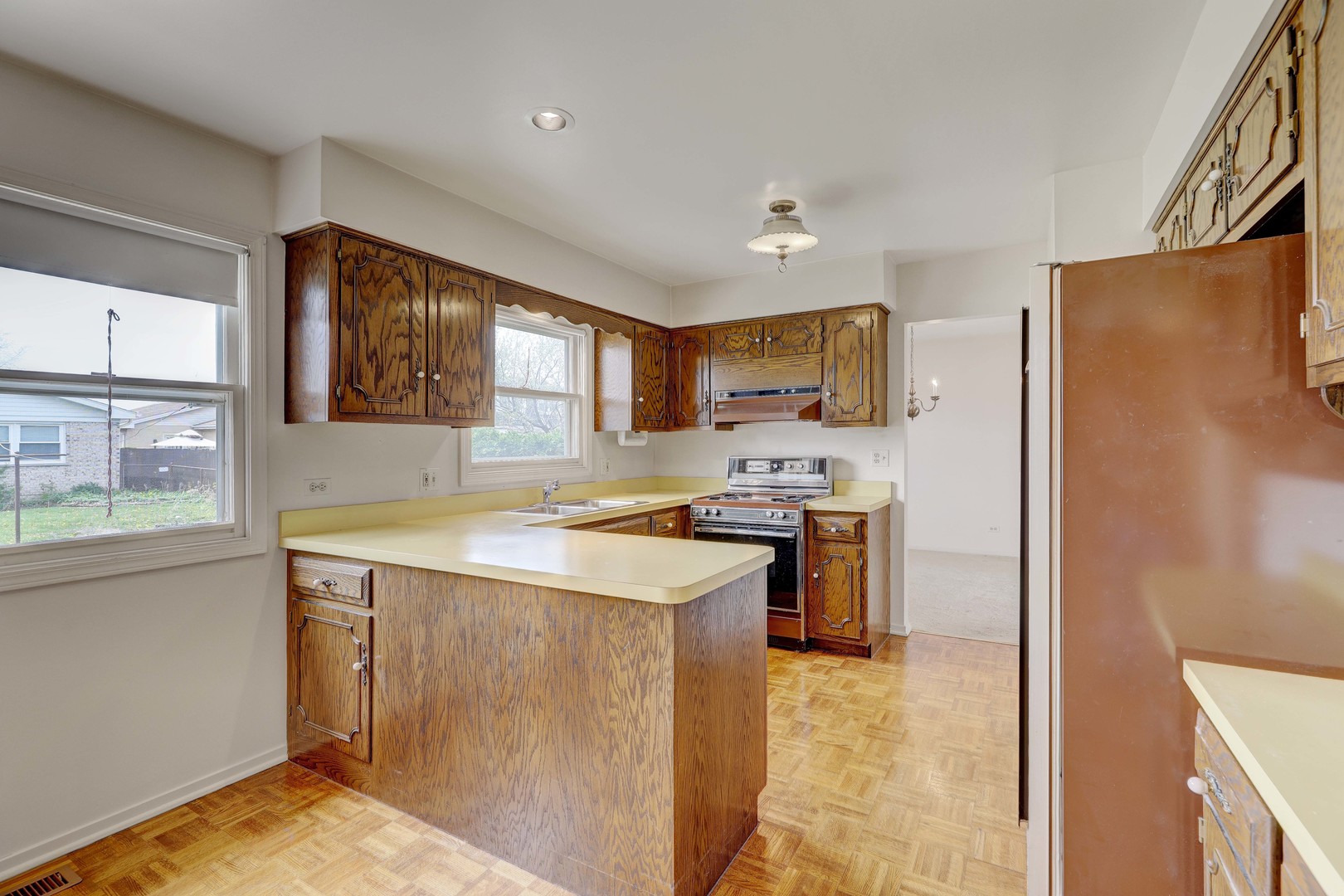1524 Concord Avenue, Westchester, IL 60154
