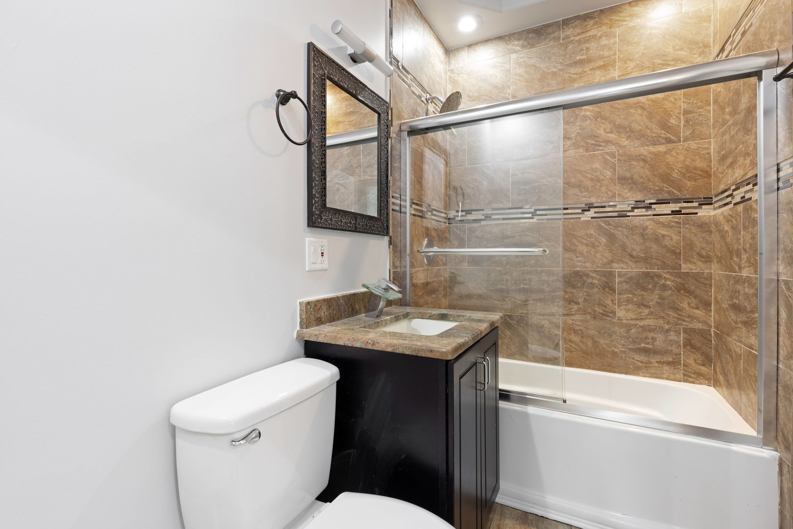3330 W 66TH Street, Chicago, IL 60629