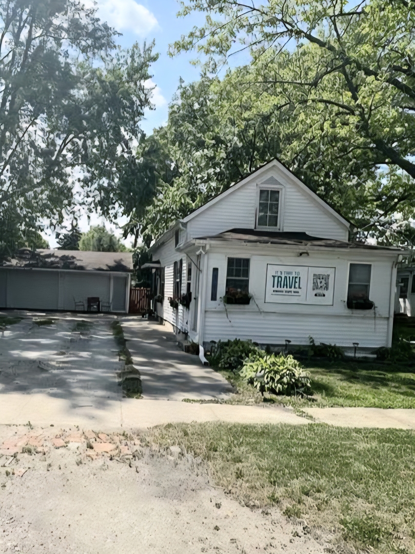 110 S Cherry Street, Somonauk, IL 60552