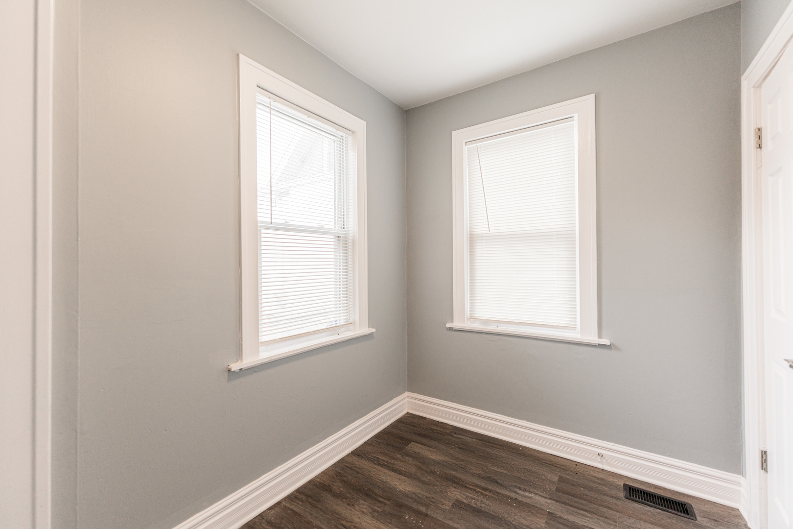 10239 S Sangamon Street, Chicago, IL 60643