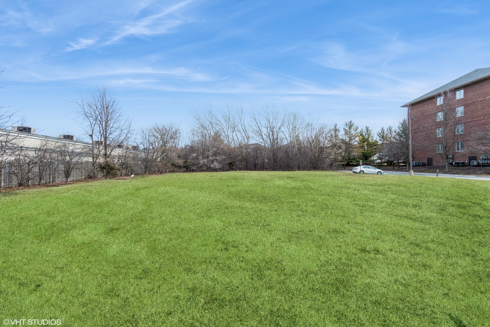 6635 S Cass Avenue, Westmont, IL 60559