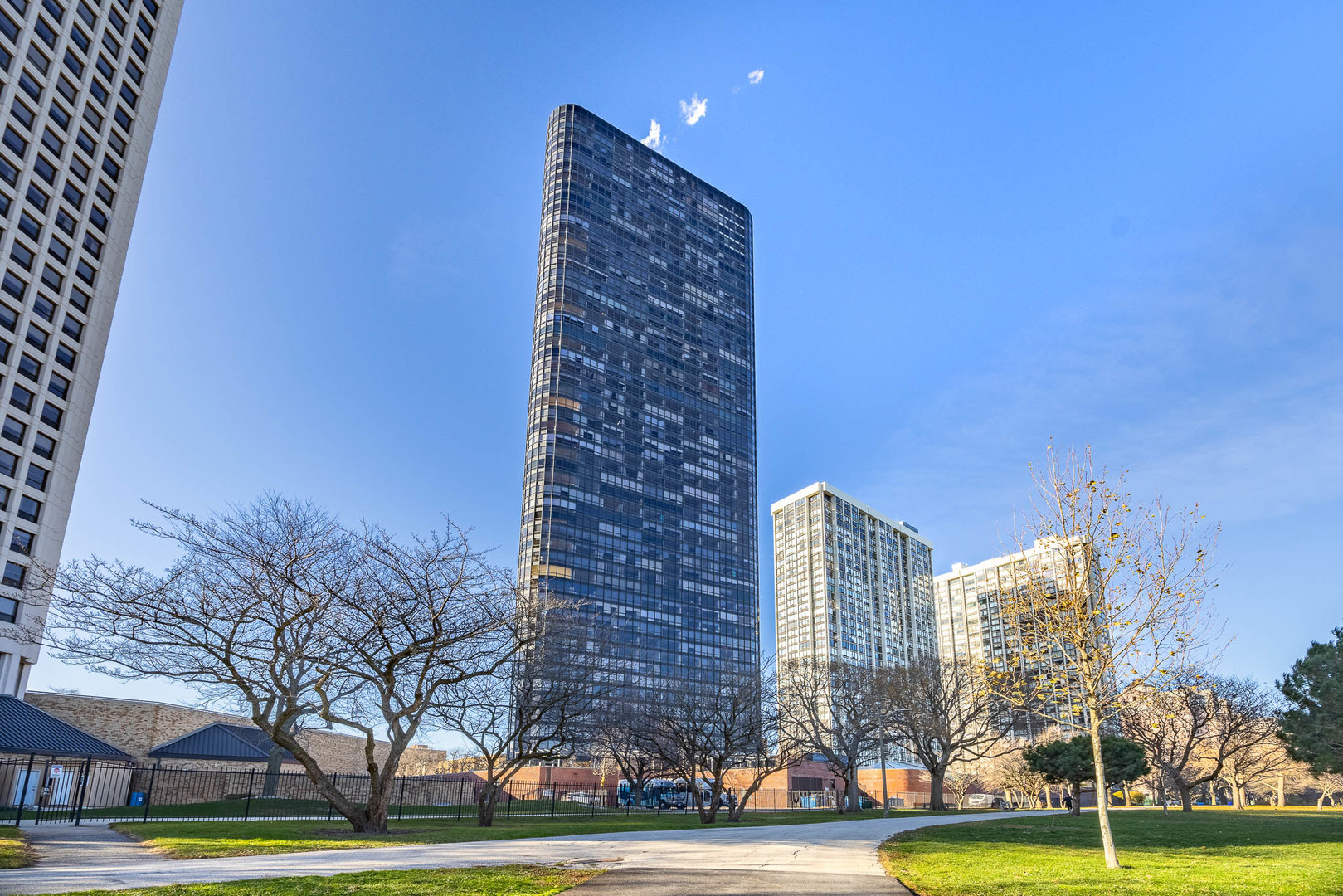 5415 N SHERIDAN Road #2203, Chicago, IL 60640