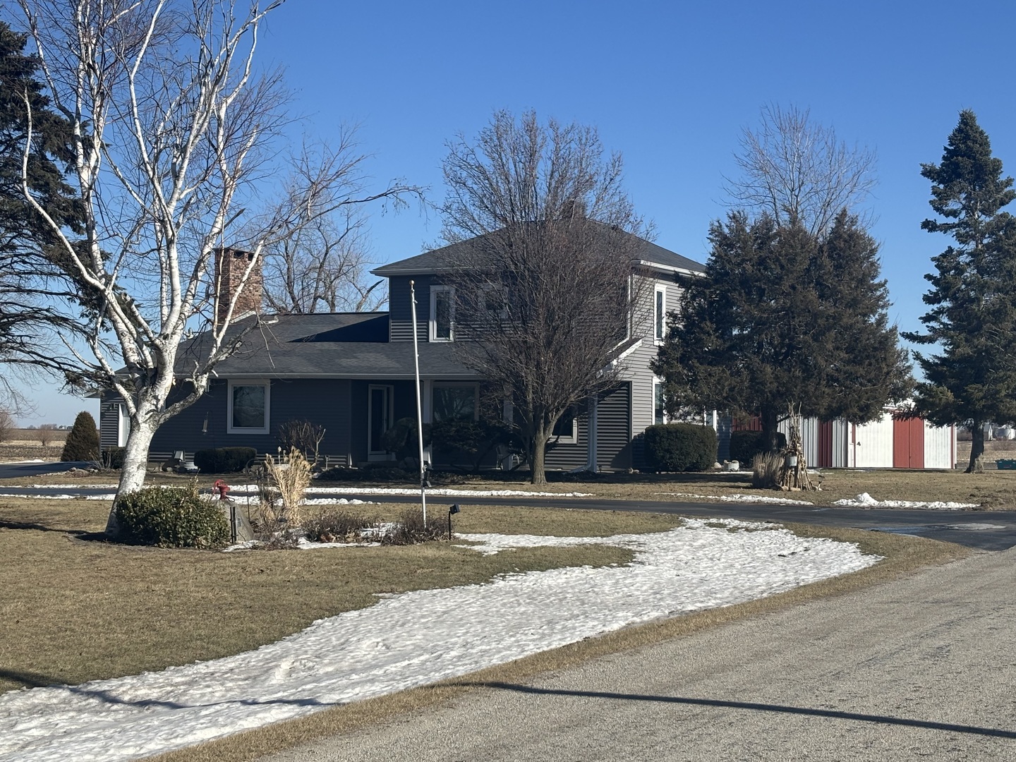 4407 E 1300 North Road, Gridley, IL 61744