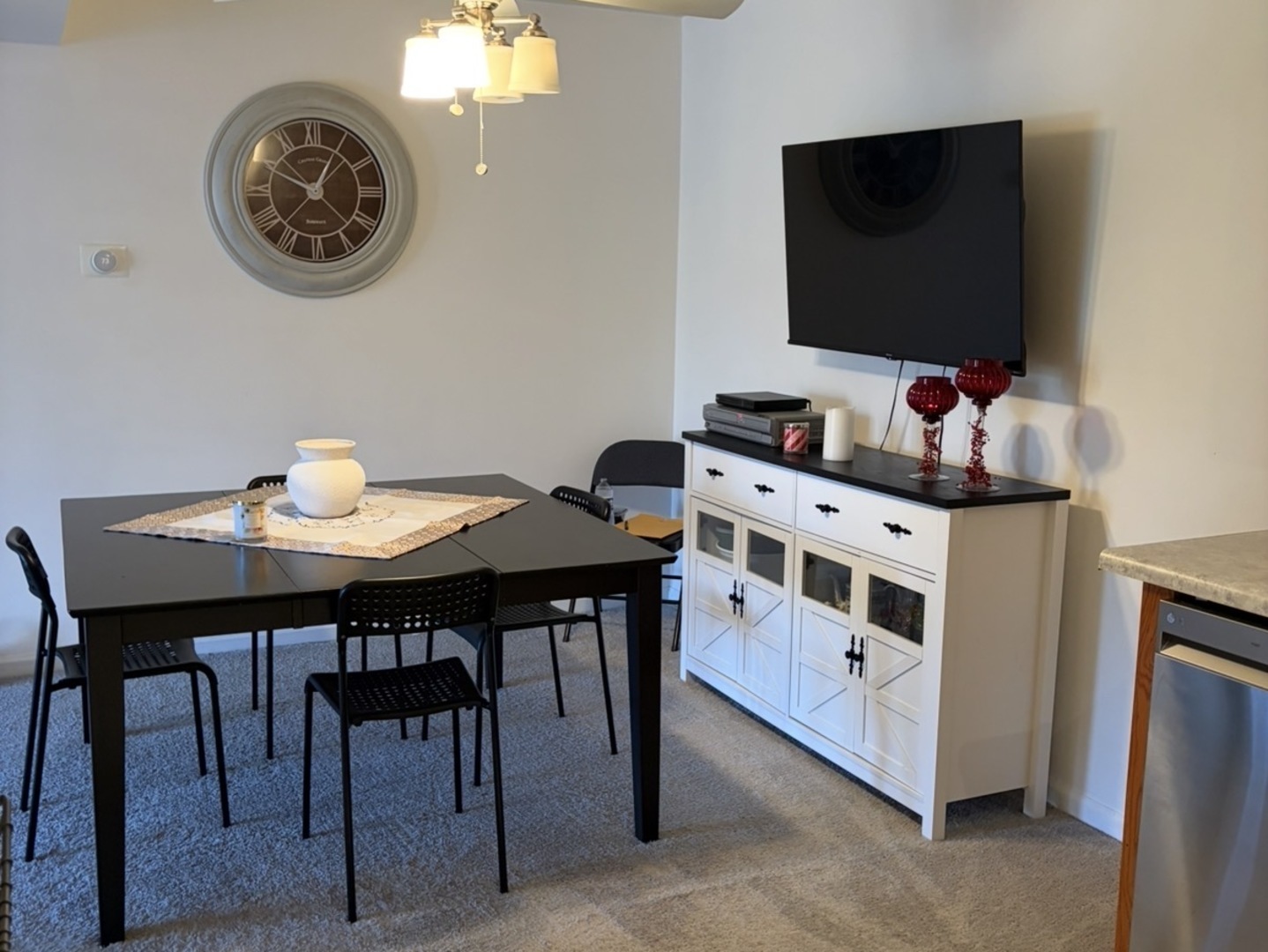 614 Tralee Court #2D, Schaumburg, IL 60193