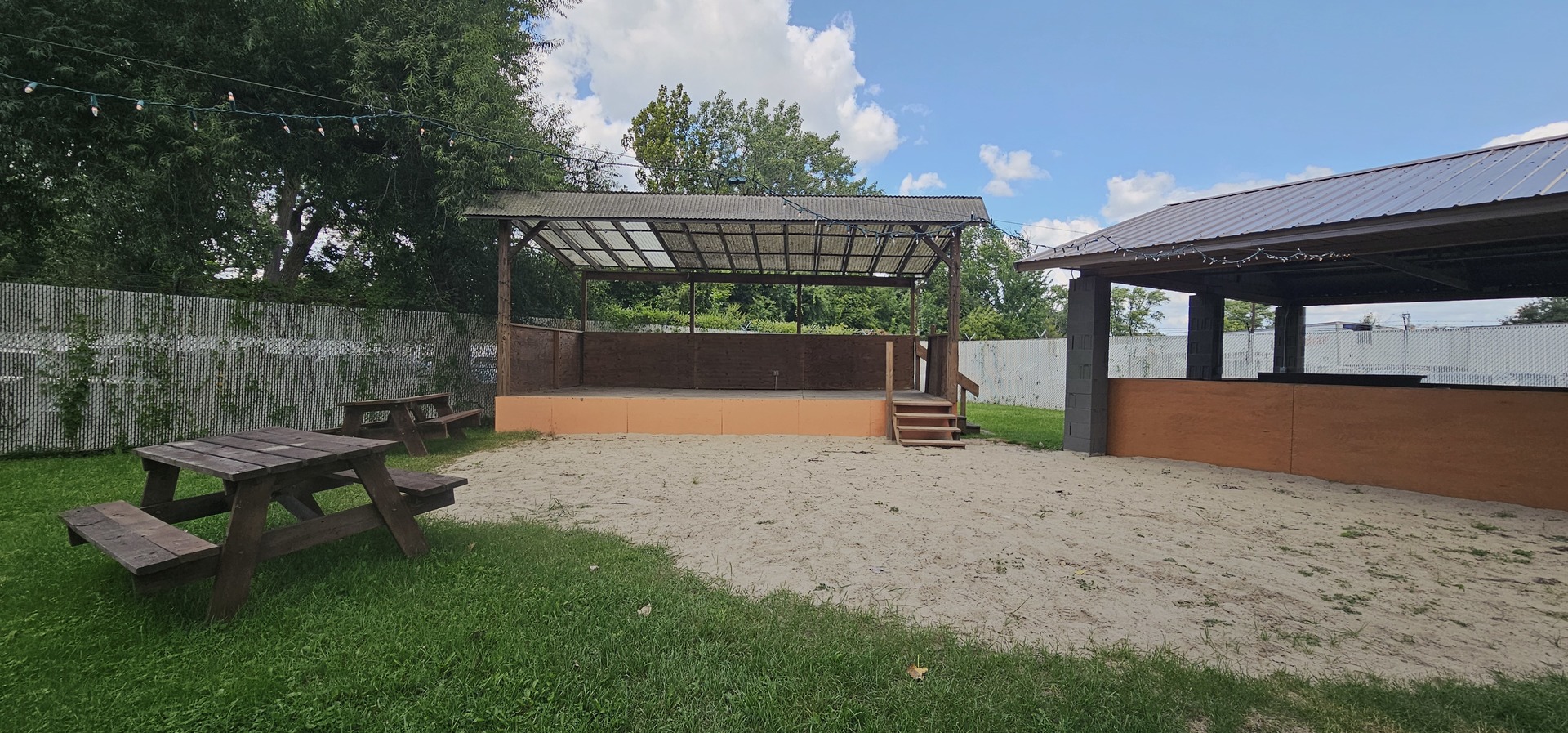 7400 Archer Road #7400, Justice, IL 60458