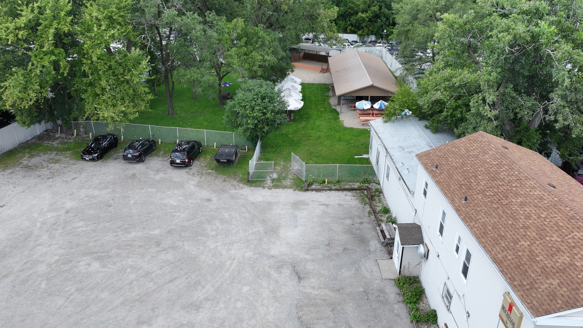 7400 Archer Road #7400, Justice, IL 60458