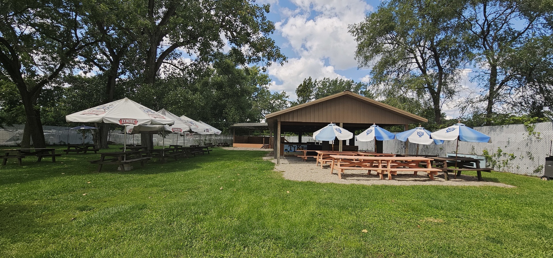 7400 Archer Road #7400, Justice, IL 60458