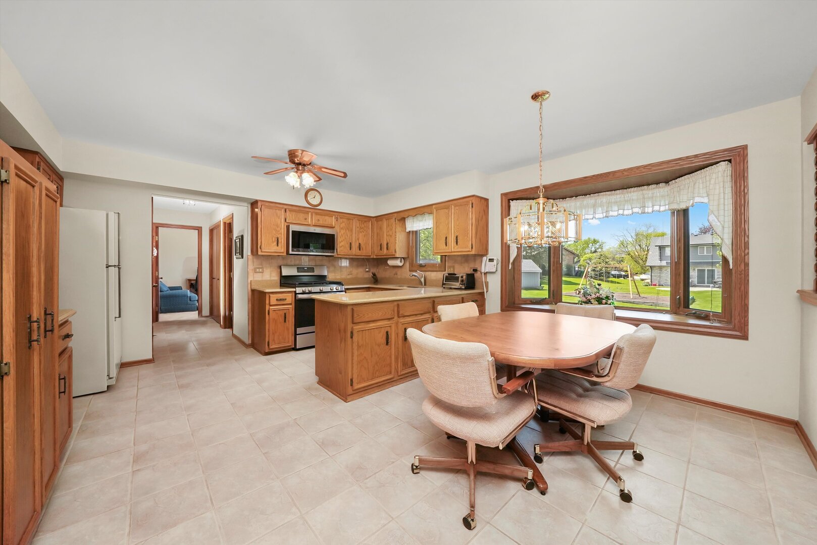 13924 S Golden Oak Drive, Homer Glen, IL 60491