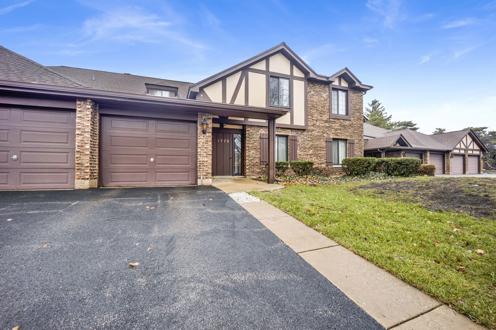 1778 GLOUCESTER Court #A, Wheaton, IL 60189