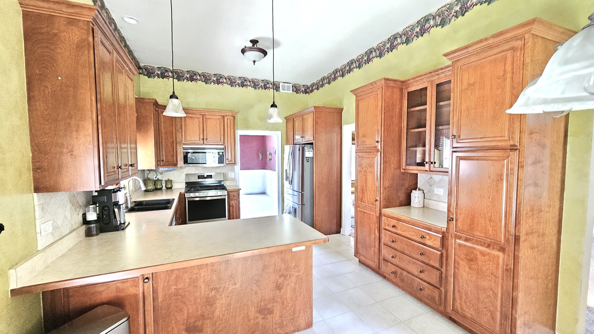 26357 S Lyndsay Drive, Channahon, IL 60410