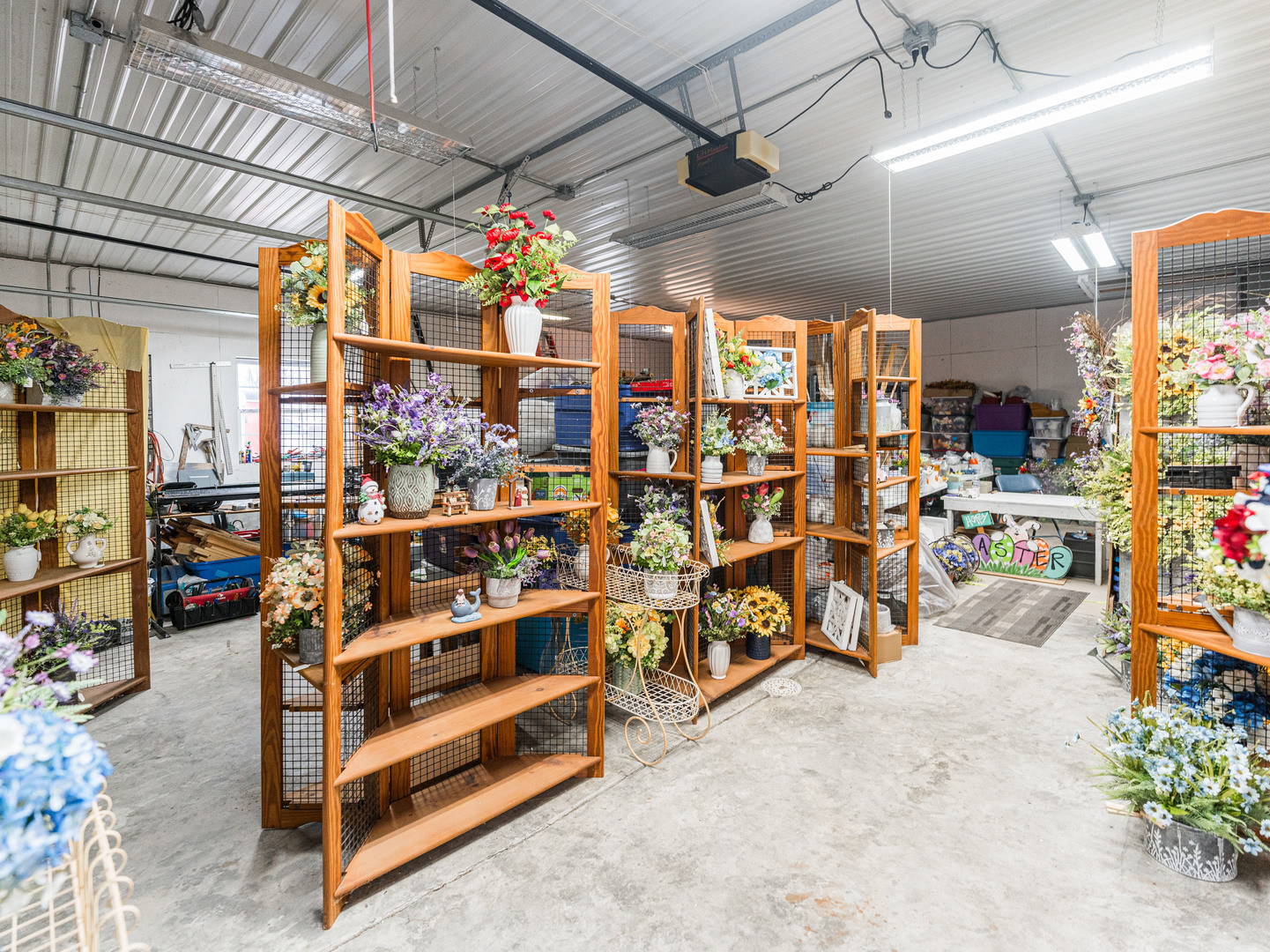 250 E Lincoln Highway, Waterman, IL 60556