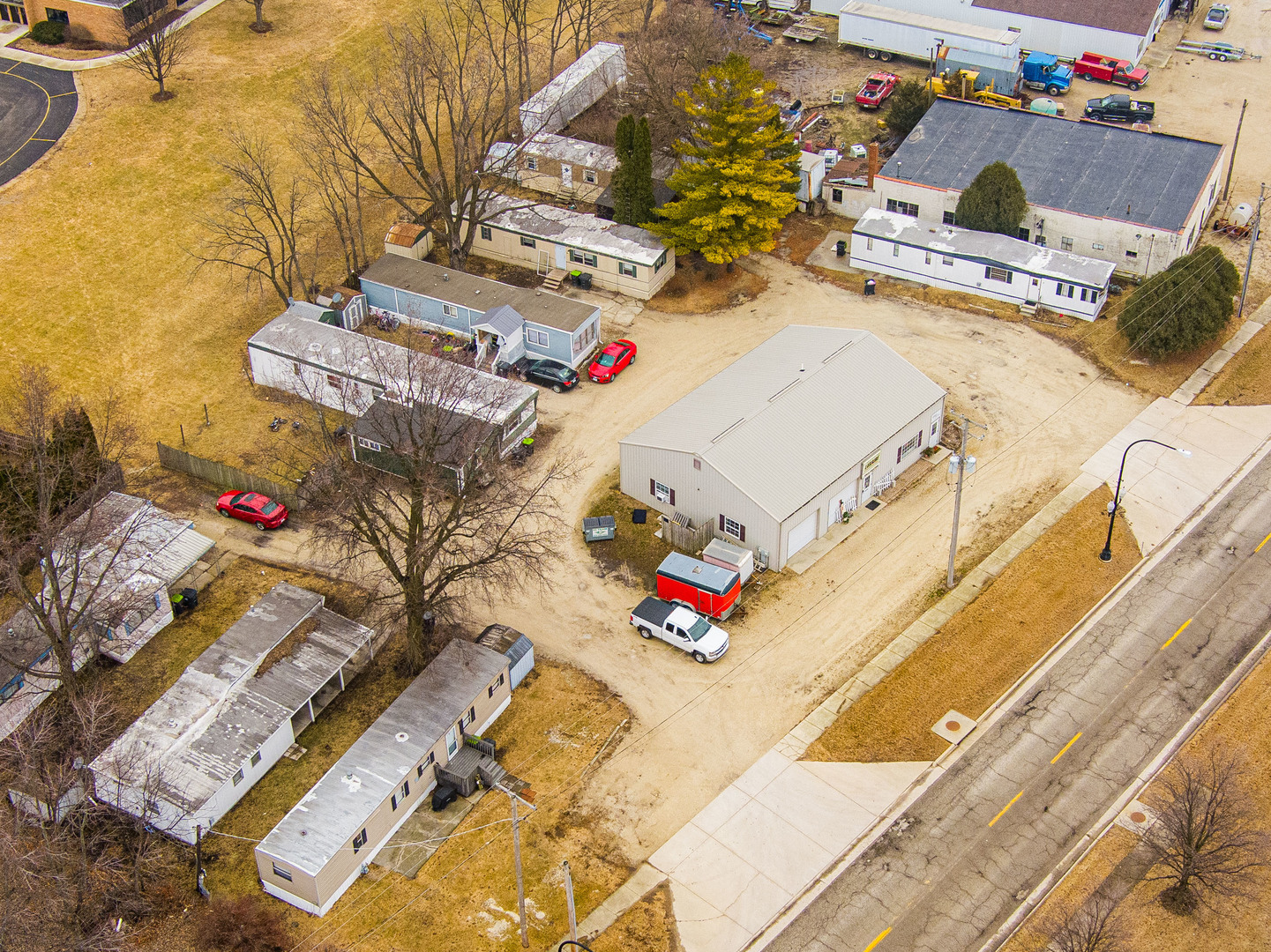 250 E Lincoln Highway, Waterman, IL 60556